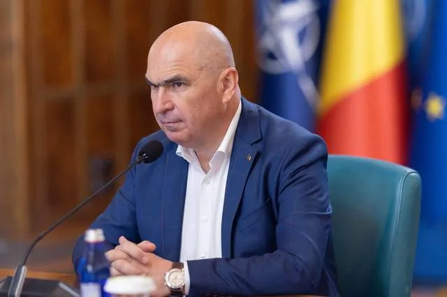 Ilie Bolojan discutând despre reformele în companiile energetice de stat.