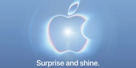 Logo Apple cu un efect de strălucire pe fundal albastru.