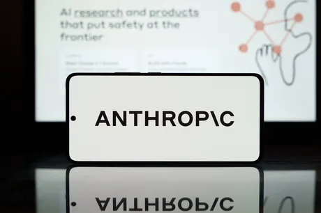 Logo-ul Anthropic pe un fundal tehnologic, simbolizând inovația în AI.
