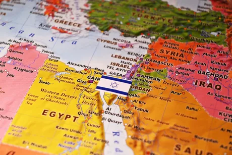 Hartă a Orientului Mijlociu cu Israel evidențiat pe fundalul țărilor vecine.