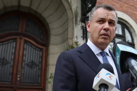 Eugen Tomac discută despre posibile negocieri între PSD și PNL.