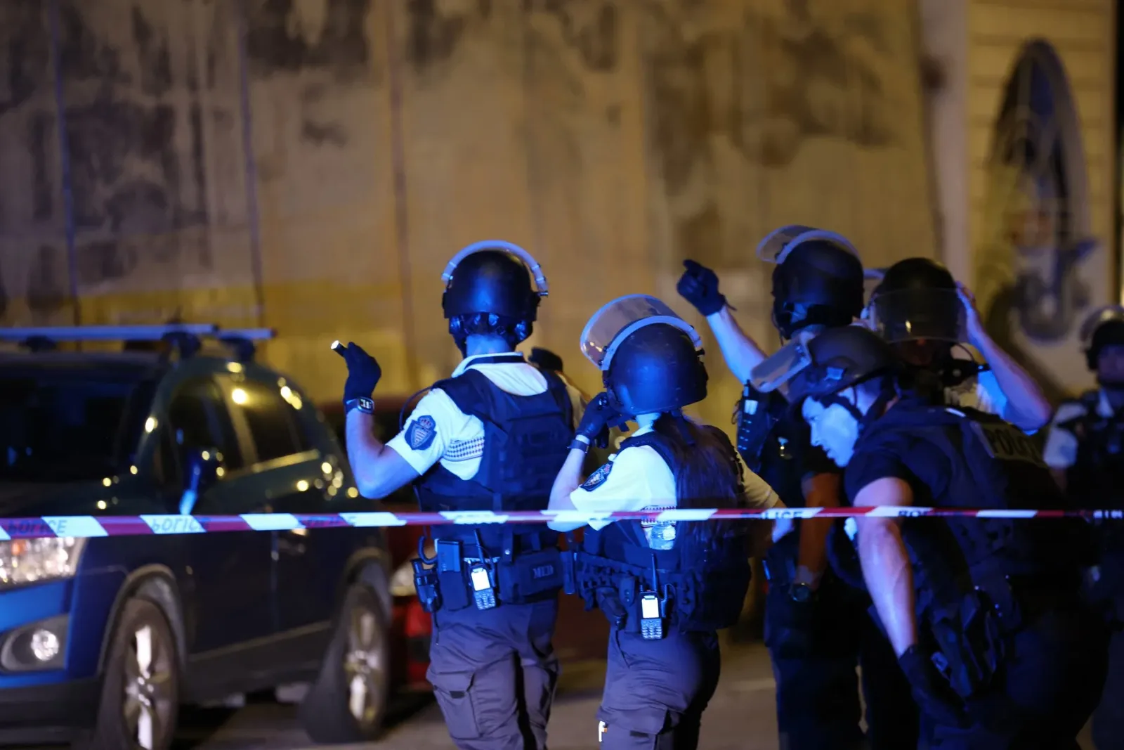 Forțe de ordine în alertă după explozia din Monaco, investigând incidentul grav.
