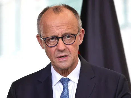 Friedrich Merz discută despre bugetul de apărare al Germaniei în contextul NATO.