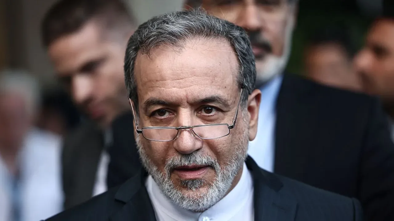 Abbas Araghchi discută despre tensiunile din Liban și răspunsul Iranului.