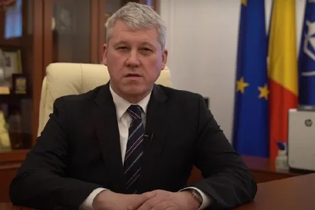 Cătălin Predoiu discută despre refacerea alianței PNL-PSD pentru stabilitate guvernamentală.