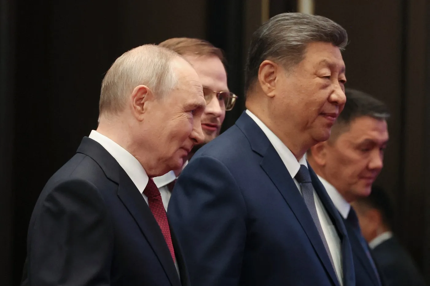 Xi Jinping și Vladimir Putin discută despre alianța strategică Rusia-China.