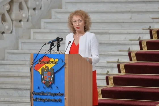 Președinta CCR, Elena-Simina Tănăsescu, susține transparența în justiție.