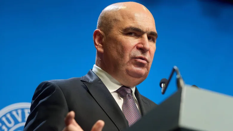 Ilie Bolojan discută despre riscurile bugetare în absența legii salarizării.