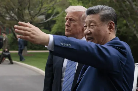 Xi Jinping și Donald Trump discutând despre relațiile bilaterale și Taiwan.