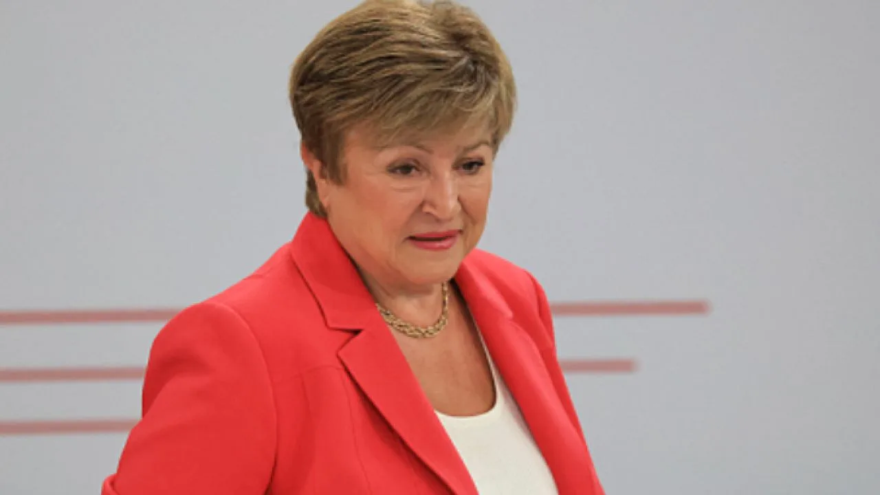 Kristalina Georgieva discutând despre riscurile economice globale și inflație.