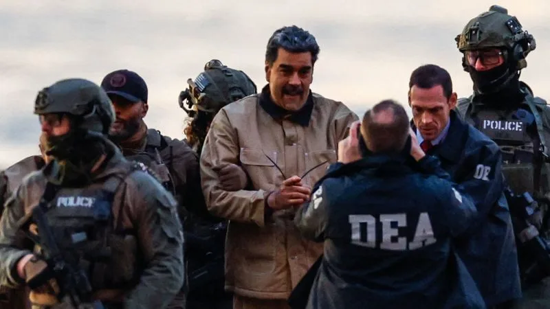 Capturarea lui Maduro de către forțele speciale americane în timpul unei operațiuni secrete.