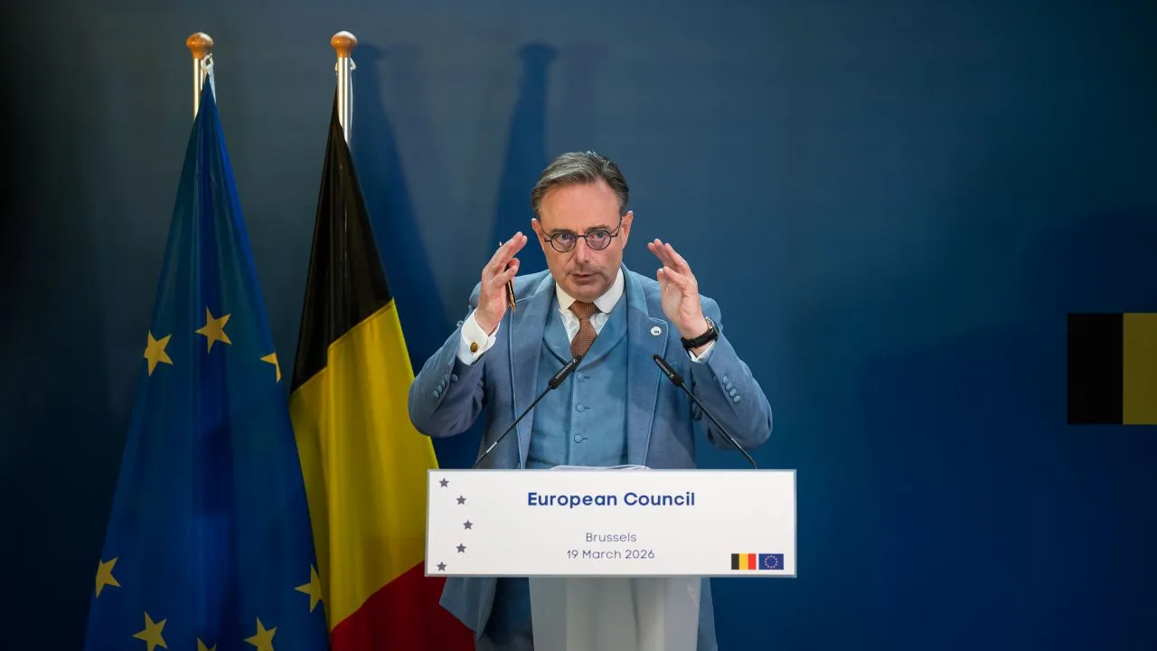 Bart De Wever exprimă îngrijorări privind blocajul în apărarea aeriană europeană.