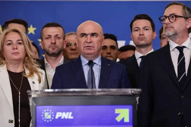 Conducerea PNL discută despre modificările statutului partidului.