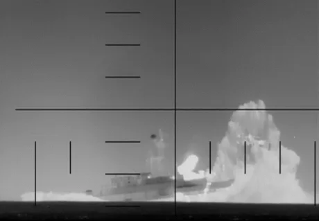Explozie pe mare în urma atacului submarinului american.