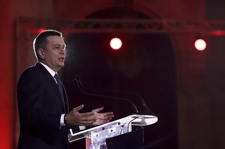 Reprezentant PSD discutând despre consolidarea fiscală în România.