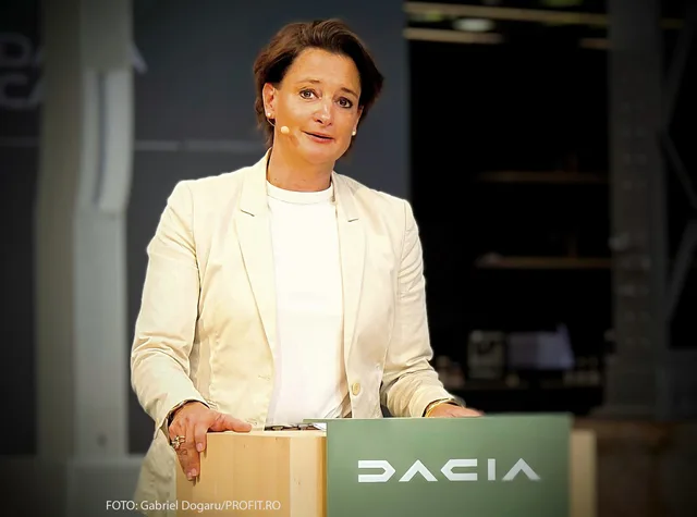 Katrin Adt, CEO Dacia, discutând despre provocările industriei auto europene.