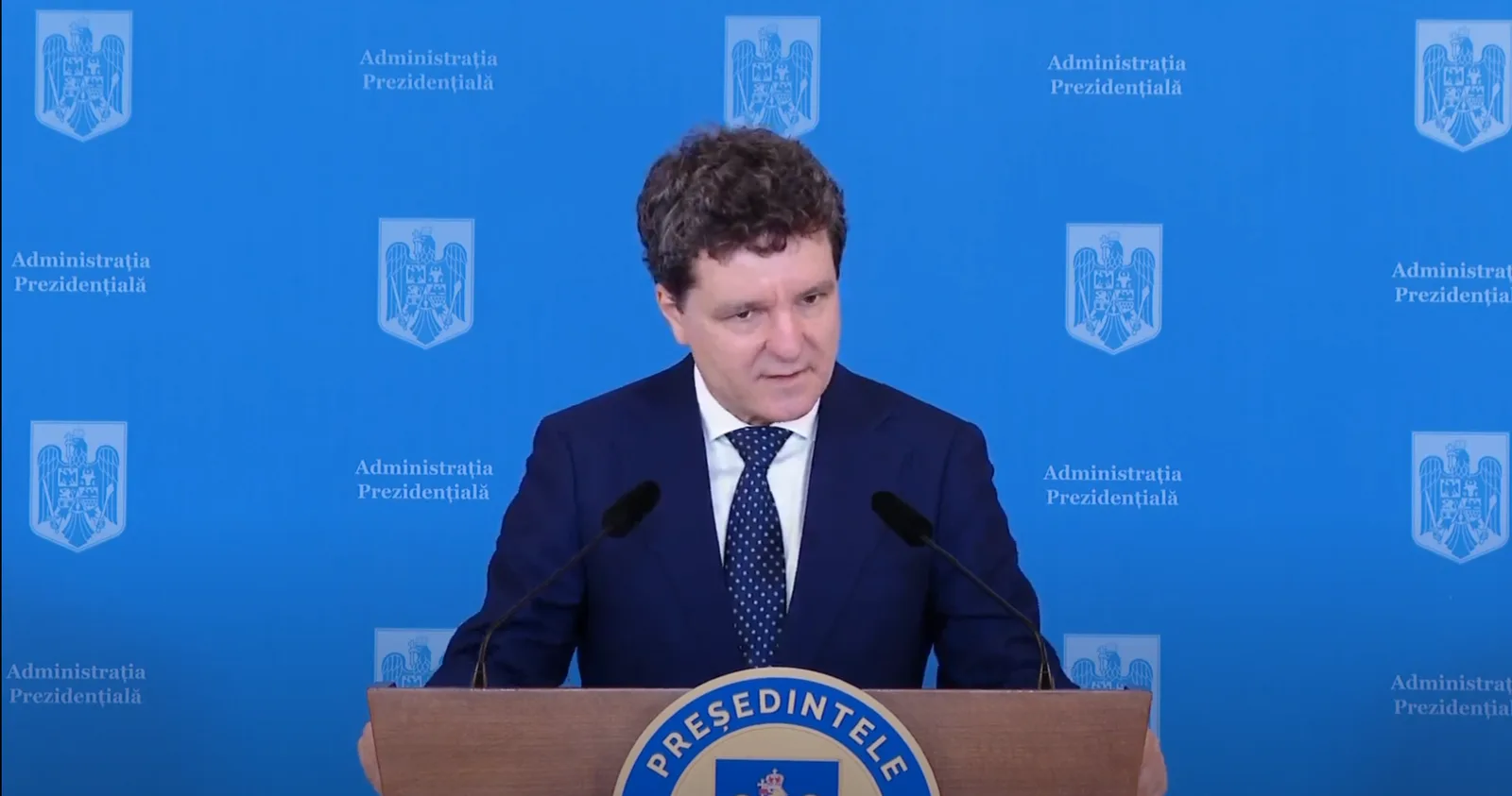 Nicușor Dan discută despre apărarea României la Summitul NATO.
