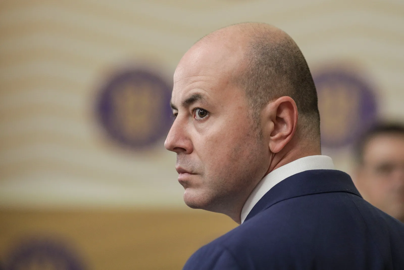 Alexandru Muraru discută despre negocierile politice recente din România.