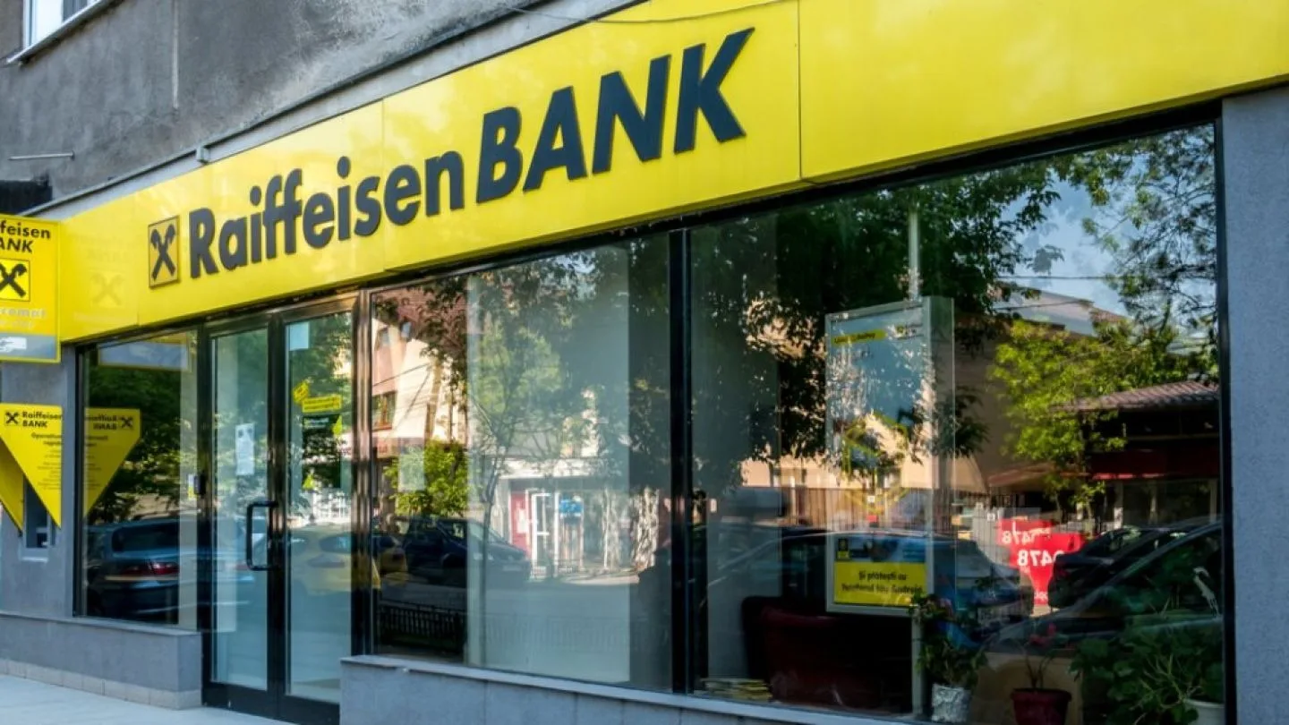 Sediul Raiffeisen Bank, un loc pentru antreprenori și afaceri.