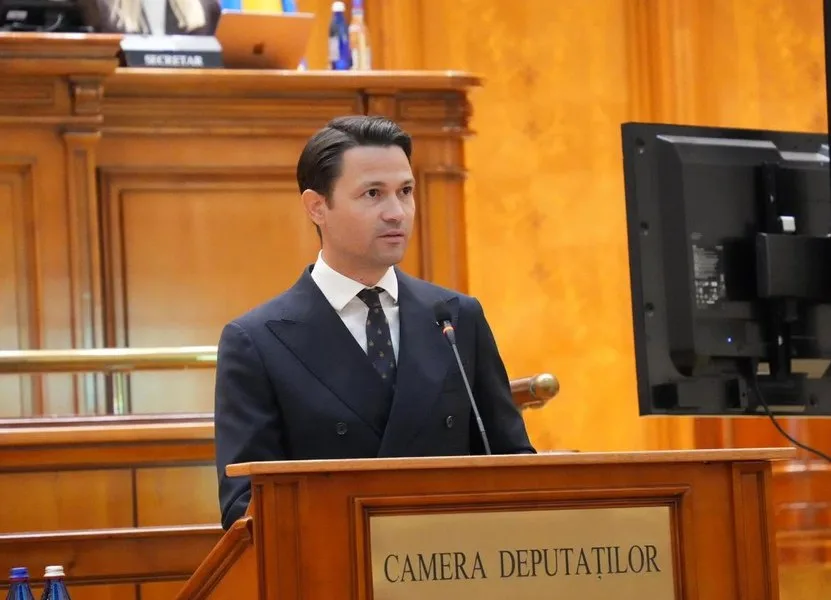 Robert Sighiartău discută despre criza guvernamentală și alegerile anticipate.