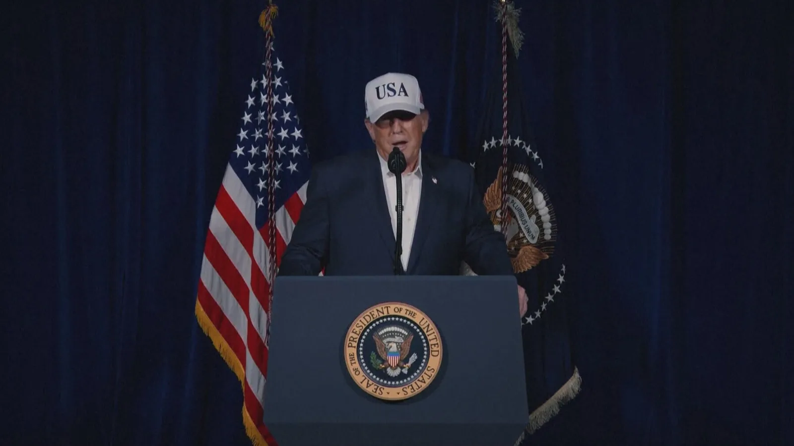 Donald Trump vorbește despre situația din Iran și Khamenei.