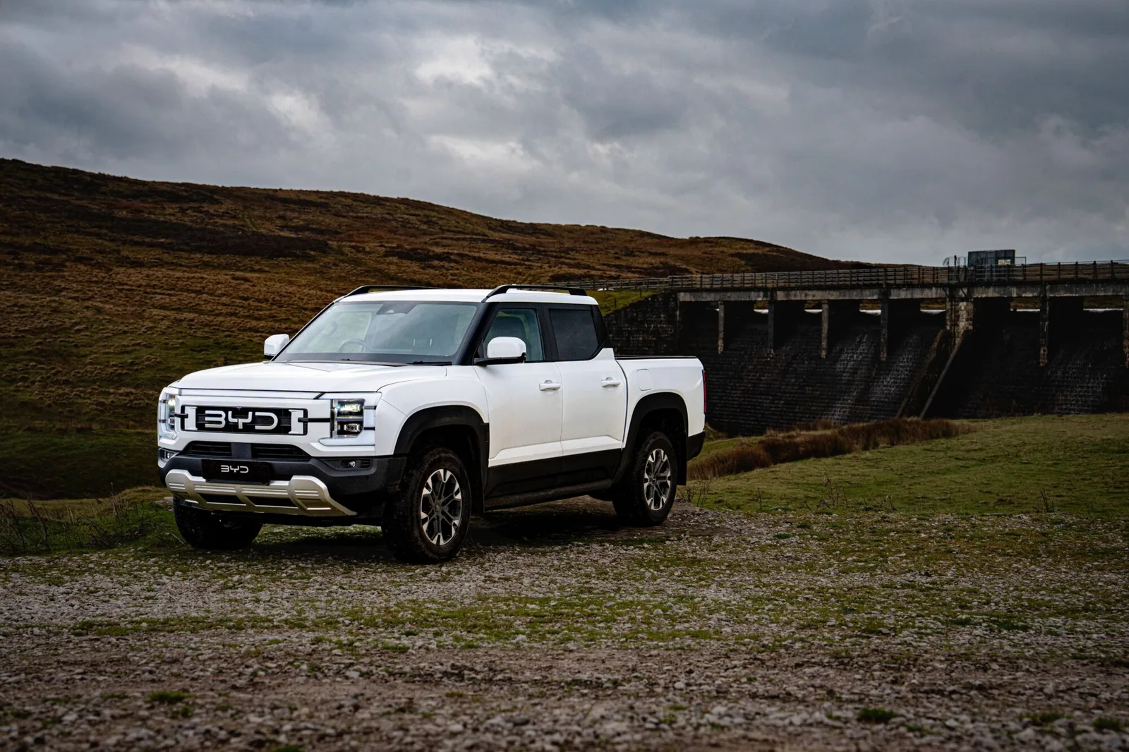 Pick-up-ul hibrid Shark de la BYD, pregătit pentru debutul european.