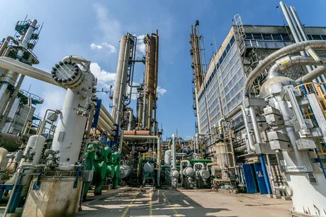 Instalații industriale Azomureș, pregătite pentru integrarea Romgaz.