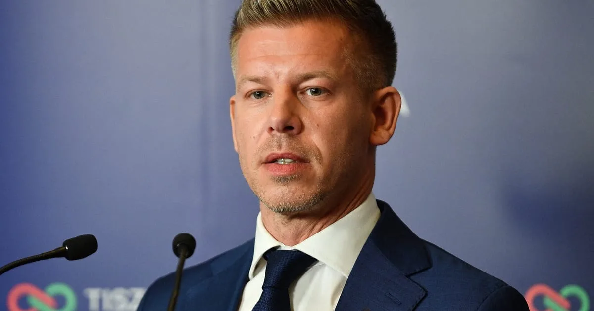 Péter Magyar anunță deblocarea împrumutului pentru Ucraina în conferința de presă.