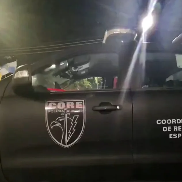 Schimb de focuri în Rio blochează turiști la un punct de belvedere celebru.