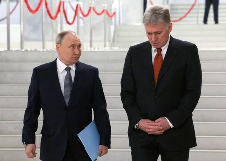Dmitri Peskov discută despre reluarea negocierilor de pace pentru Ucraina.