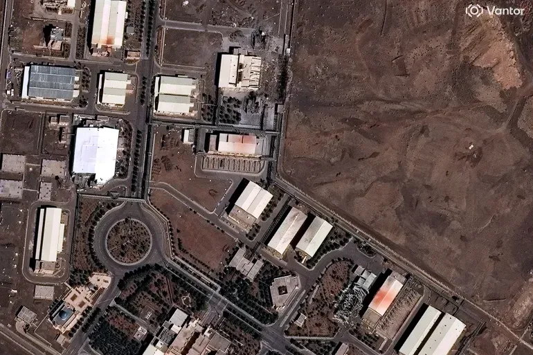 Instalații energetice iraniene dintr-o zonă aridă, pregătite pentru atacuri.