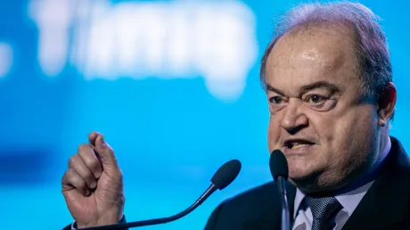 Vasile Blaga vorbește despre disciplina necesară în PNL la congres.