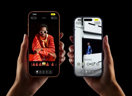 Două telefoane iPhone 18 Pro Max cu design modern în mâinile utilizatorilor.