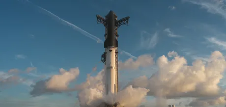 Racheta Starship decolează din Texas pentru un zbor istoric pe orbită.