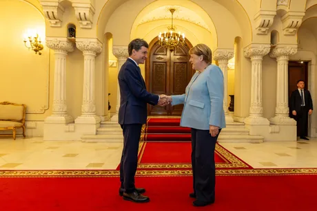 Întâlnire oficială între Nicușor Dan și Angela Merkel la Cotroceni.