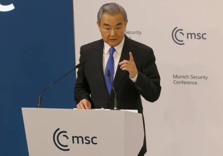 Wang Yi discută despre importanța menținerii armistițiului între SUA și Iran.