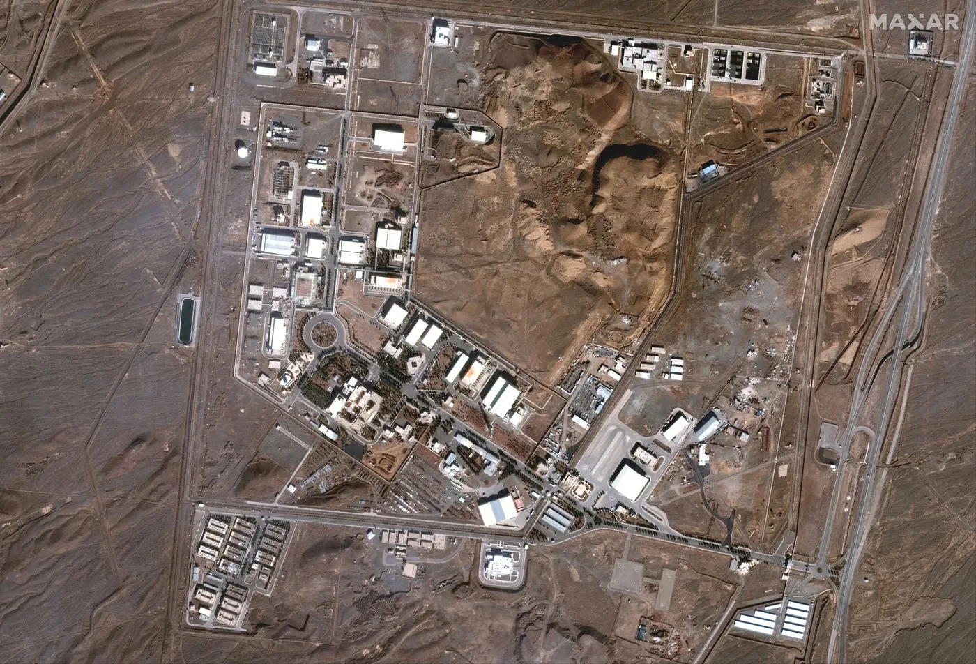 Facilități nucleare din Iran, evidențiind complexitatea negocierilor internaționale.
