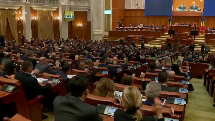 Dezbateri intense în Camera Deputaților privind schimbările din Biroul Permanent.