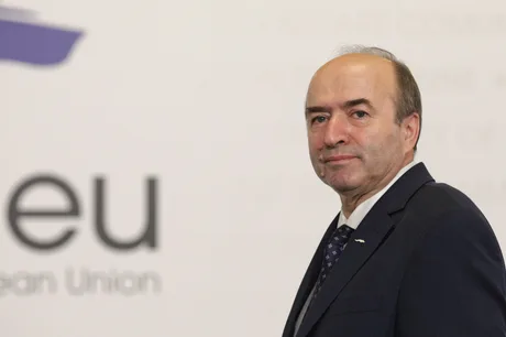 Tudorel Toader discută despre legea integrității și efectele sale viitoare.
