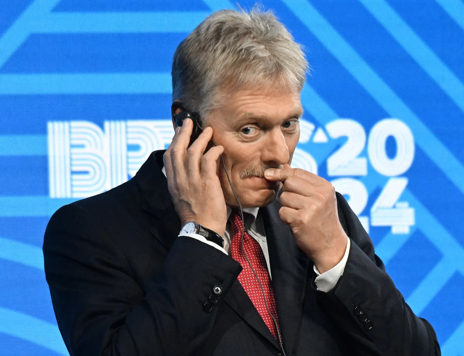 Dmitri Peskov discută despre atacurile asupra infrastructurii energetice.
