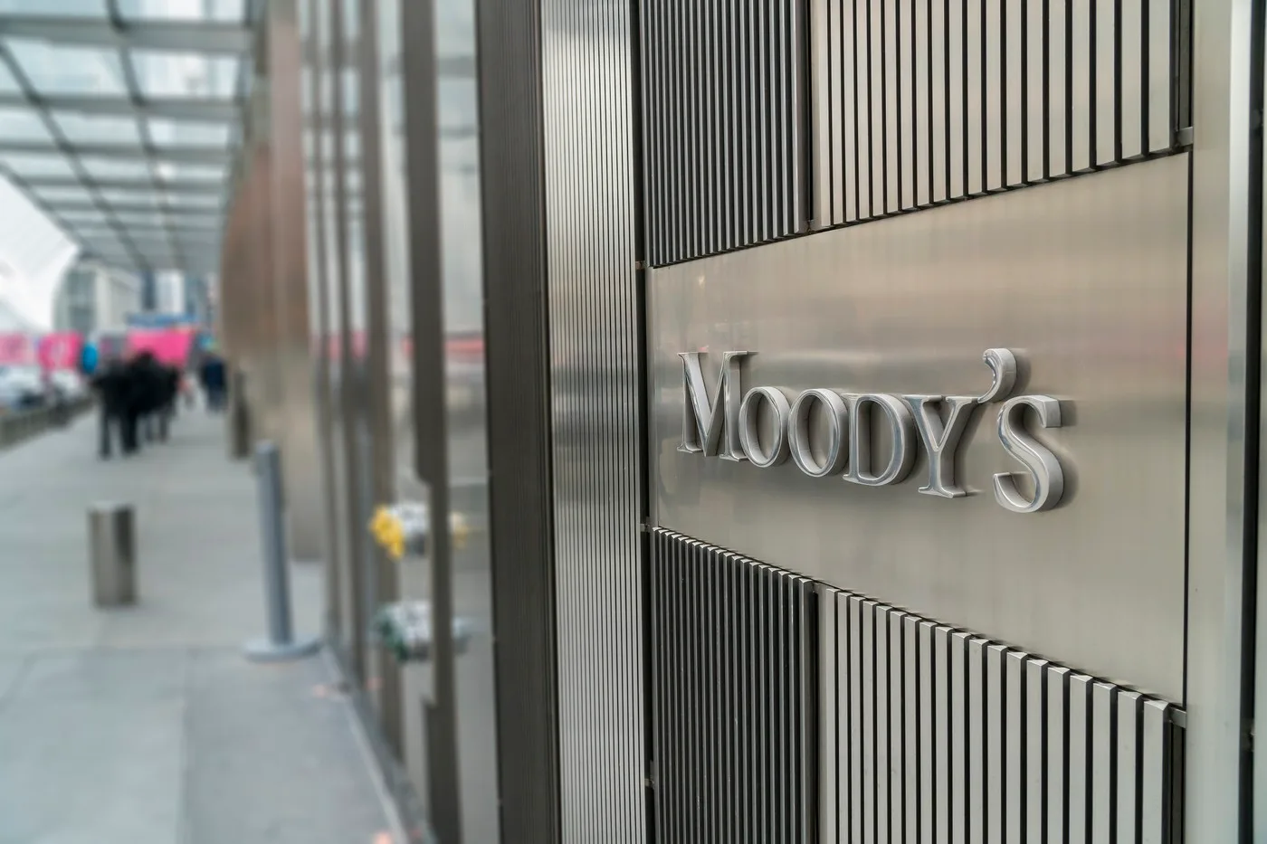 Decizia Moody's menține România în categoria investițiilor, dar cu risc de retrogradare.