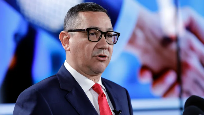 Victor Ponta discutând despre propunerea sa ca prim-ministru.