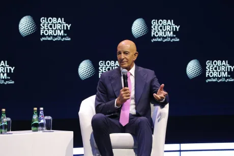 Tom Barrack discutând despre posibile atacuri în contextul negocierilor SUA-Iran.
