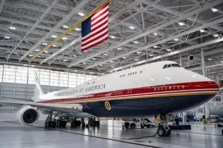 Boeing 777 folosit de Trump pentru zboruri deasupra Muntelui Rushmore