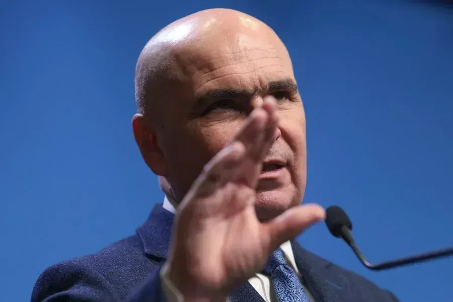 Premierul interimar discută despre restricțiile de acces în Chișinău.