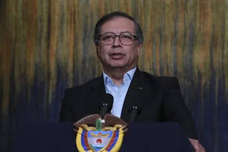 Gustavo Petro discutând despre tranziția politică din Columbia.