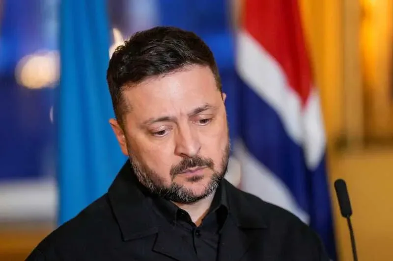 Zelenski exprimă îngrijorări legate de negocierile de pace cu SUA.