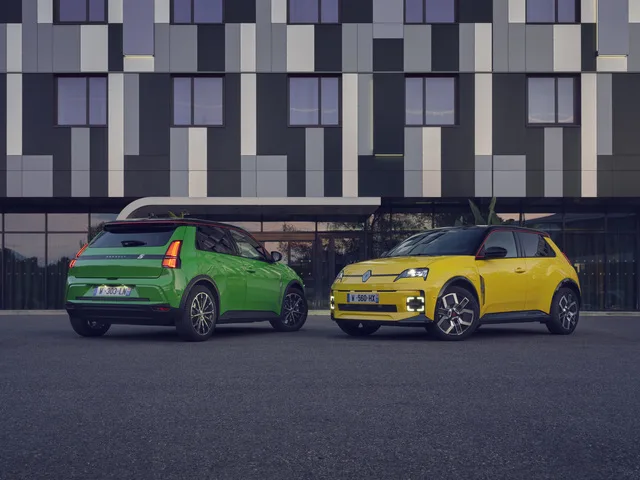 Skoda Elroq și Renault 5, lideri în vânzările de electrice în Europa.