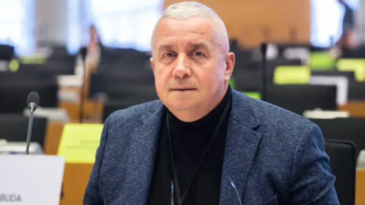 Daniel Buda discută despre reluarea exporturilor de animale vaccinate.