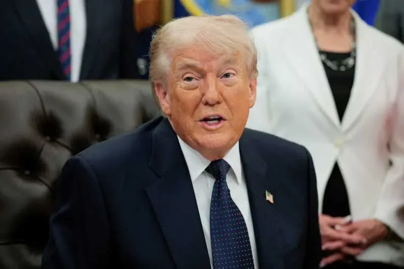 Donald Trump discută despre tensiunile din Strâmtoarea Ormuz și amenințările la adresa Iranului.